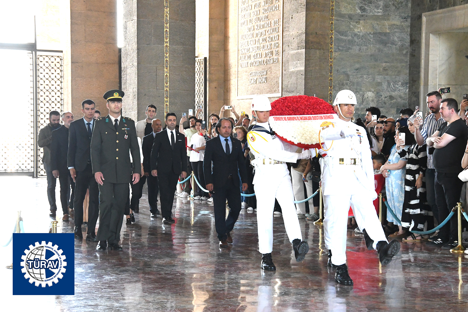 TÜRAV Türkiye ve Avrupa İş İnsanları Derneği Anıtkabir Töreni_Murat Yılmaz Kurt
