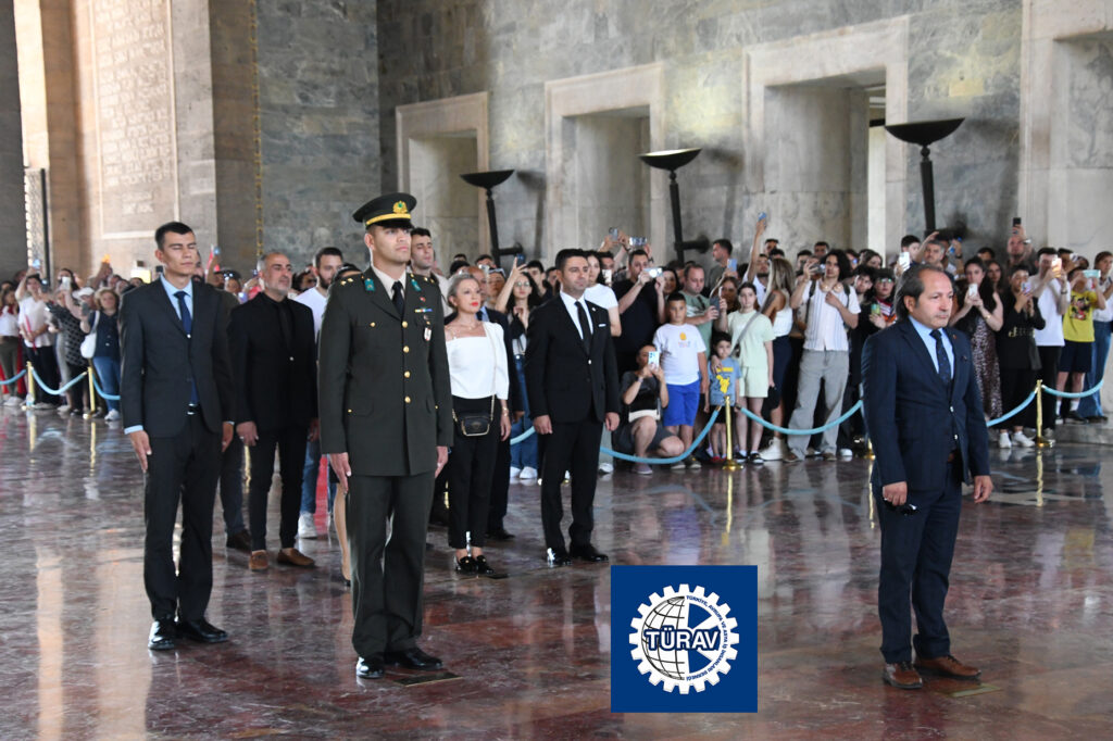 TÜRAV Türkiye ve Avrupa İş İnsanları Derneği Anıtkabir Töreni_Murat Yılmaz Kurt
